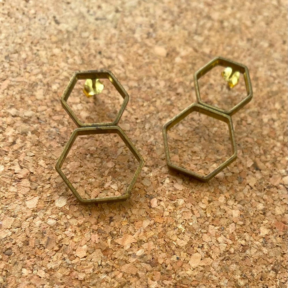 Honeycomb shaped earrings geometric earrings bee lover minimalist jewelr…